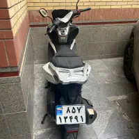 کی وی بنلیKeeway 250 viest