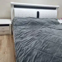 تخت دو نفره همراه با دو عدد تشک ۲ در .۹ متر|تخت و سرویس خواب|تبریز, |دیوار