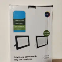 پروژکتور ۲۰۰ وات بزرگ|لامپ و چراغ|کنارک, |دیوار