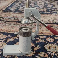 آب انار گیری