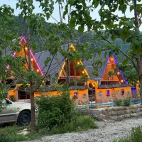 اجاره کلبه سویسی جکوزی کوهستانی جنگلی