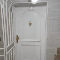 درب چوبی با چهارچوب کاملا سالم|مصالح و تجهیزات ساختمان|ملارد, |دیوار