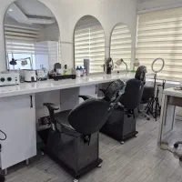 اجاره تخت مژه و میز ناخن