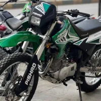 موتور تریل پیشرو ۲۵۰