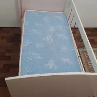 تخت نوزاد، مناسب کنار تخت مادر