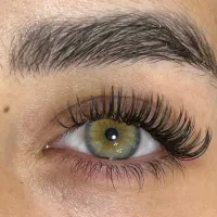 اکستنشن مژه و‌کاشت مژه