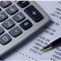 حسابدار مسلط به هلو