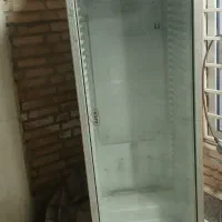 یخچال ویترینی یک درب سالم سالم