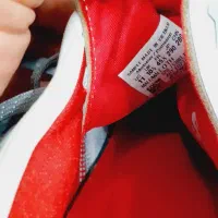 فروش چند جفت کفش فوتبال روی چمن مارک دار اصل|تجهیزات ورزشی|مریوان, |دیوار