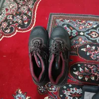 کفش کار ولباس کار وفروش یک عدد کولیس کوچیک|لباس|یزد, |دیوار