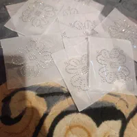 نگین کوبی لباس ولقمه اماده|لباس|قشم, |دیوار