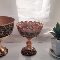آجیل خوری / کاسه لاله