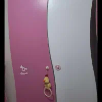 تخت خواب و کمد نوزادی
