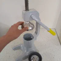 آبمیوه گیری دستی