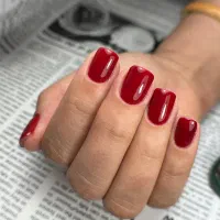 کاشت ناخن فقط 200