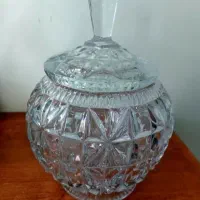 شکلاتخوری کریستال و دنسی