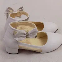 کفش دخترانه سفید پاشنه دار سالم بدون ایراد|کیف، کفش، کمربند|رامسر, |دیوار