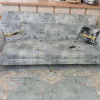 مبل راحتی در حد نو