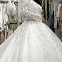 فروش و کرایه لباس عروس ۲۱۰۰