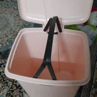 سطل آشغال پلاستیکی