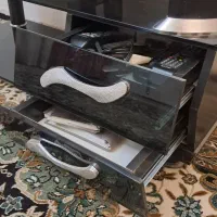 تلوزیون ۳۲ سالم سامسونگ + میز|تلویزیون و پروژکتور|قوچان, |دیوار