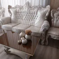 مبل کلاسیک ۹ نفره کاملا سالم در حد نو|مبلمان خانگی و میز عسلی|آباده, |دیوار