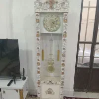 ساعت ایستاده سالم