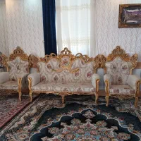 فروش مبل سلطنتی 7نفره به همراه میز عسلی