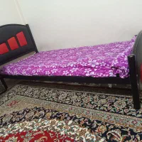 تخت یه نفره ی فلزی