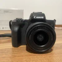 دوربین Canon M50 به همراه لنز