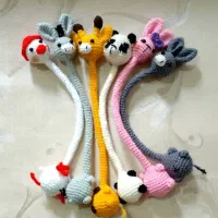 آویز زیبای بافتنی