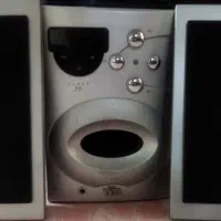 اسپیکر نقره‌ای