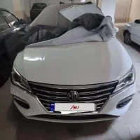 ام‌جی‌ فایو سفید