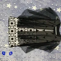 تعدادی لباس زنانه ‌فرم مدرسه پسرانه|لباس|رشت, باهنر|دیوار