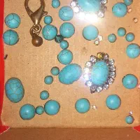 تعدادی نگین فیروزه نیشاپور اصل