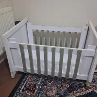 تخت وکمدکودک
