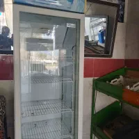 یخچال ویترینی
