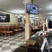 صندوقدار رستوران ایرانی