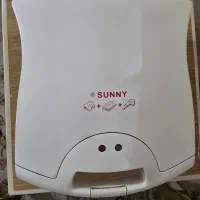 ساندویچ ساز ۴خانه سانی در حد نو