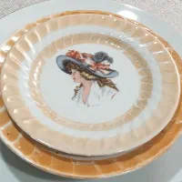 بشقاب چینی و ملامین نوستالژی دکوری