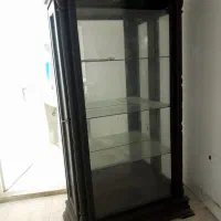 بوفه شیشه ای