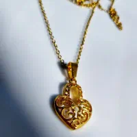 گردنبند|بدلیجات|کلاله, |دیوار