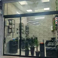 اجاره صندلی و پذیرش هنرجو در آرایشگاه مردانه