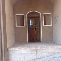 به یک منشی خانم مجرد جهت کار در دفتر کارگاه