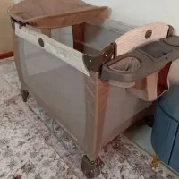 تخت پارک گراکو فرانسه مناسب سیسمونی کاملا سالم