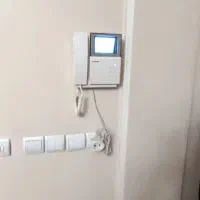 آیفون تصویری کوماکس