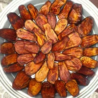پخش سبزیجات سرخ شده و خام بادمجون سرخ شده