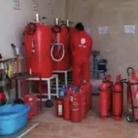 ویزیتور کپسول های آتش نشانی و شارژ کپسول اتش نشانی