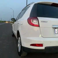 جیلی شاسی‌بلند، تمیز و خوش‌ظاهر، آماده فروش