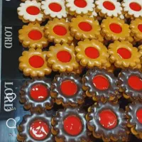 قبول سفارشات شیرینی و کیک|خدمات پذیرایی، مراسم|ارومیه, |دیوار